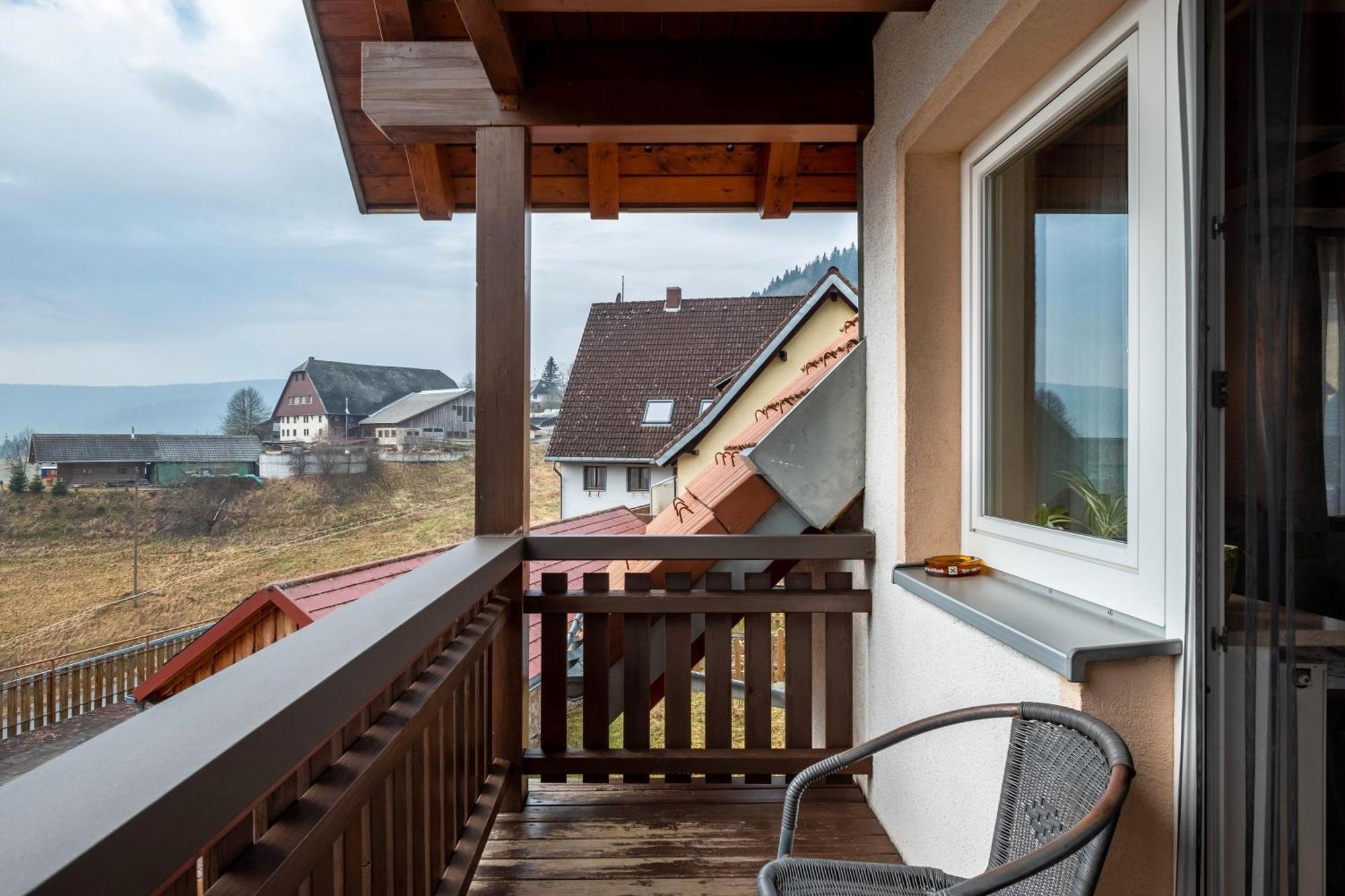 Ferienwohnung beim Pauli Titisee-Neustadt Exterior foto