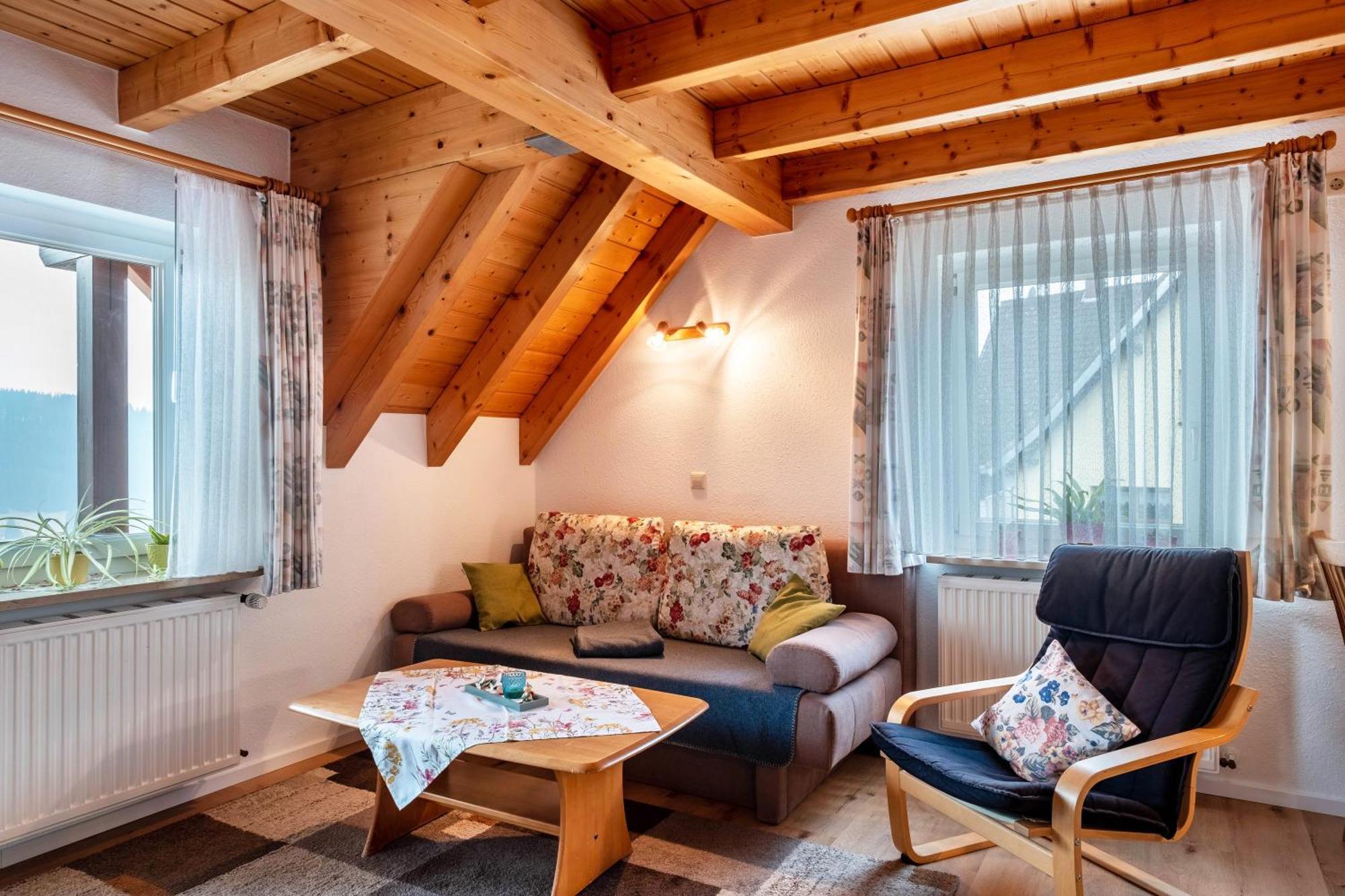 Ferienwohnung beim Pauli Titisee-Neustadt Exterior foto